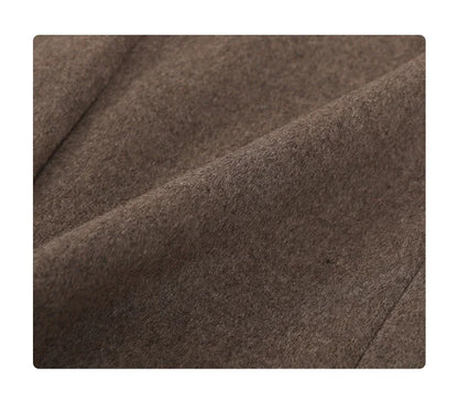 Elegant Women’s Coat – Modern Refined