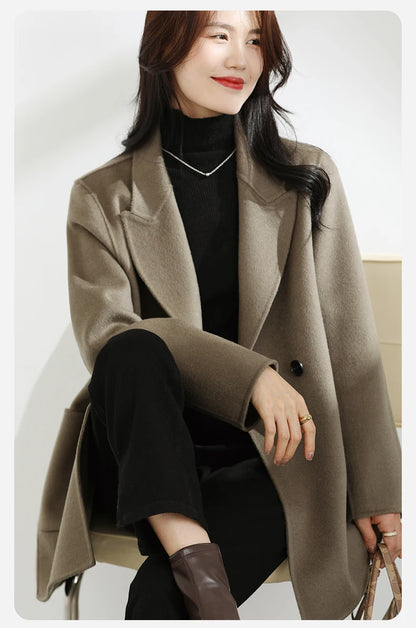 Women's Utility Coat – Modern Look
