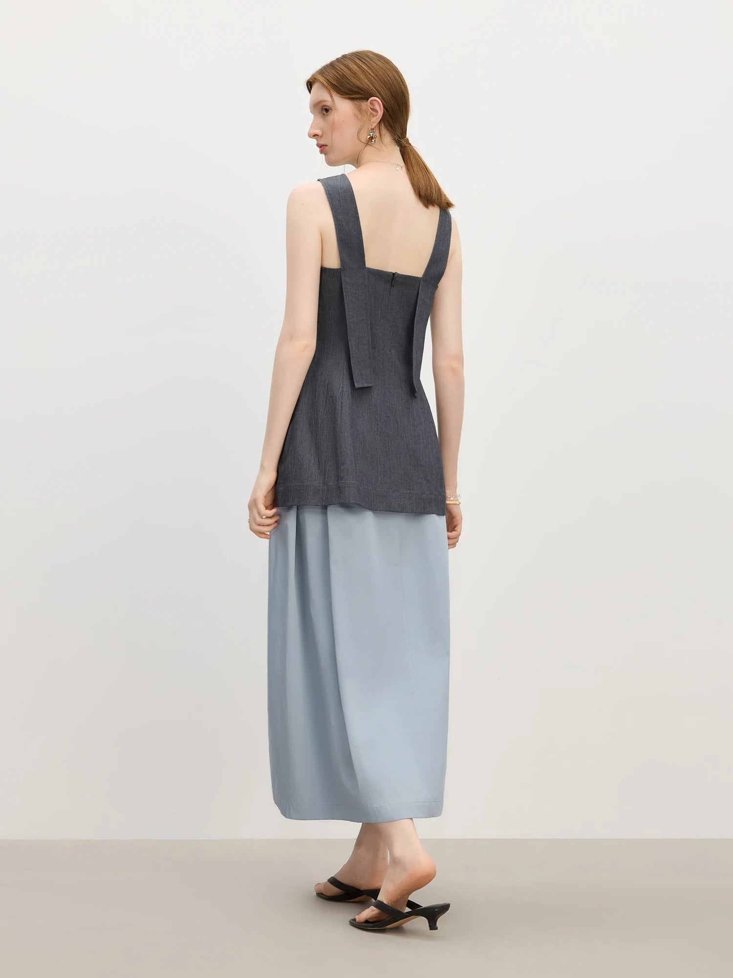 Sleeveless Summer Top – Tailored Waist Detail